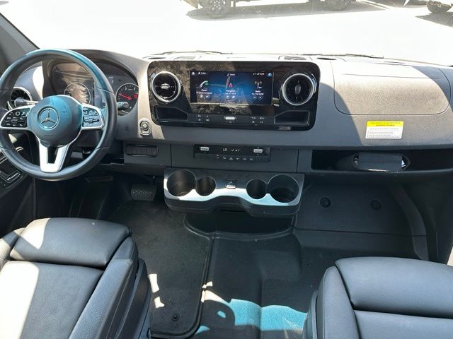 2024 Mercedes-Benz Sprinter 2500 Crew 144 WB Van