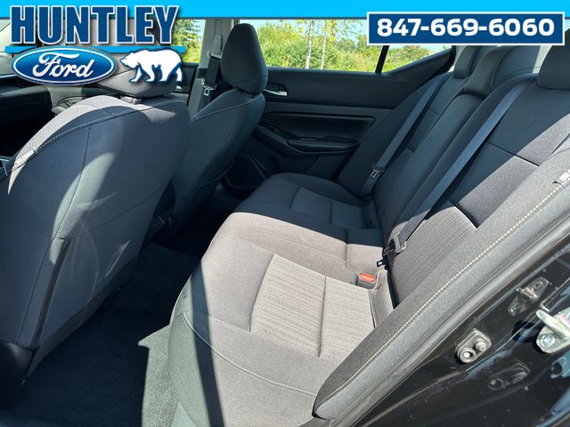 2022 Nissan Altima 2.5 SV Sedan