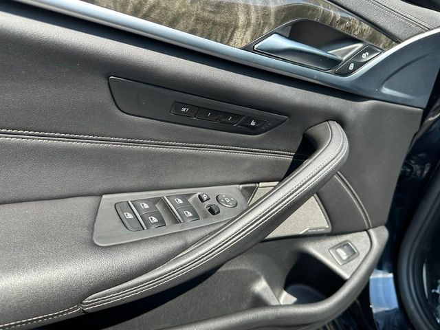 2022 BMW M550i M550i xDrive Sedan