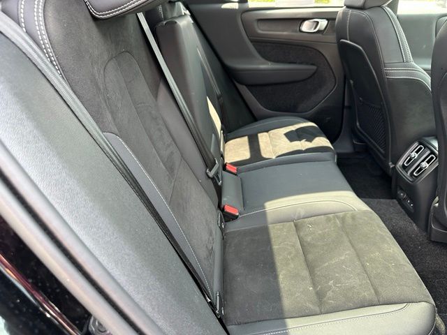 2023 Volvo XC40 Recharge Pure Electric Ultimate SUV