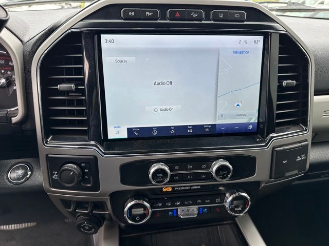 2022 Ford F-250 Lariat Truck Crew Cab