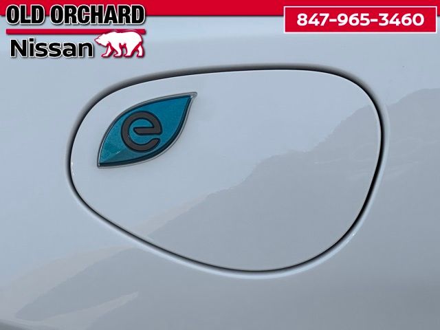 2024 Chrysler Pacifica Plug-In Hybrid Select Van Passenger Van