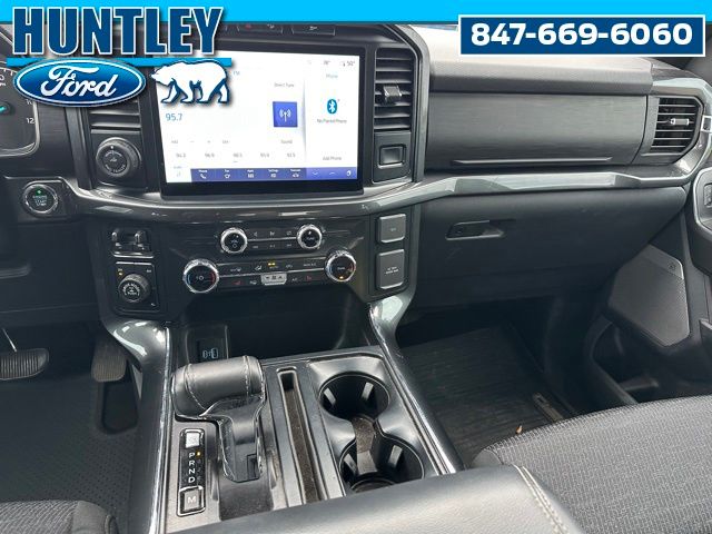 2022 Ford F-150 XLT Truck SuperCrew Cab