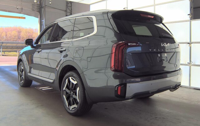 2023 Kia Telluride S SUV