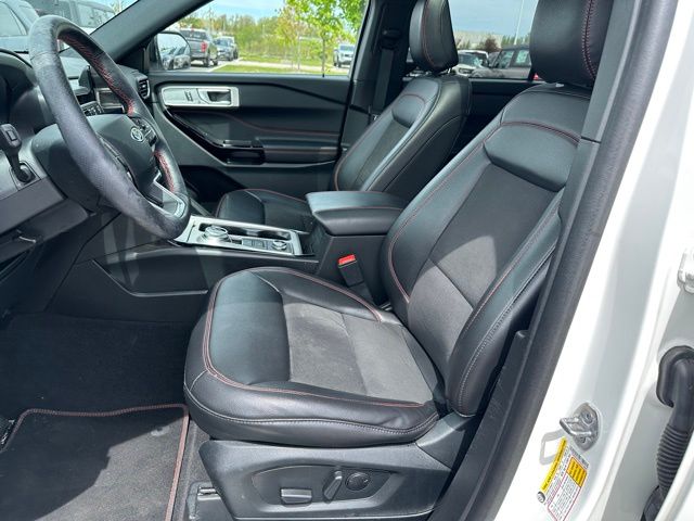 2023 Ford Explorer ST-Line SUV
