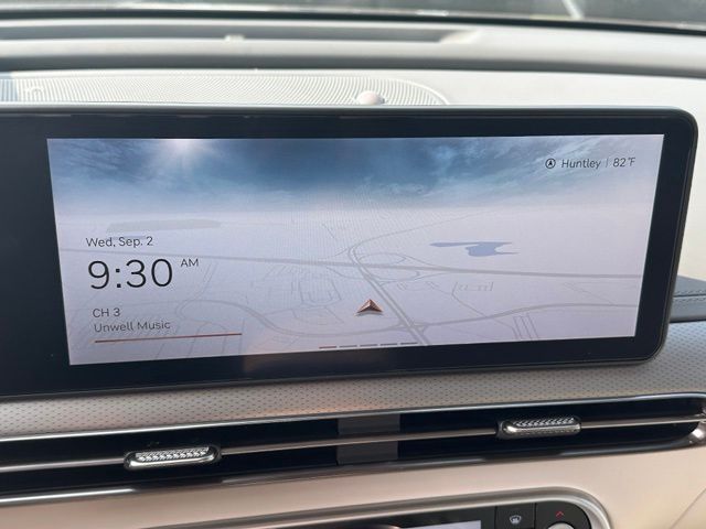 2025 Genesis GV60 Advanced SUV