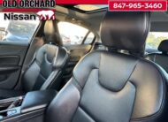 2024 Volvo S60 B5 Core Dark Theme Sedan