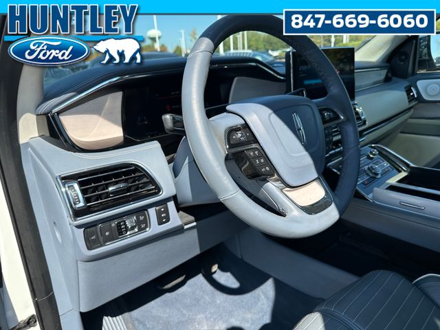2022 Lincoln Navigator Black Label SUV