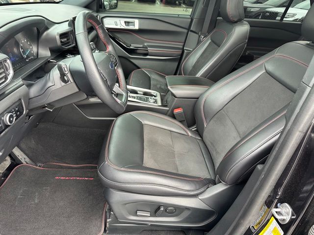 2024 Ford Explorer ST-Line SUV