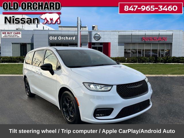 2024 Chrysler Pacifica Plug-In Hybrid Select Van Passenger Van