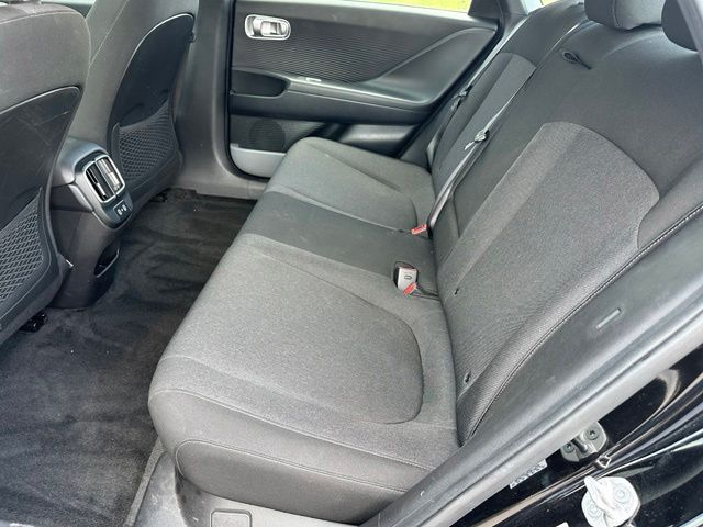 2024 Hyundai IONIQ 6 SE Sedan