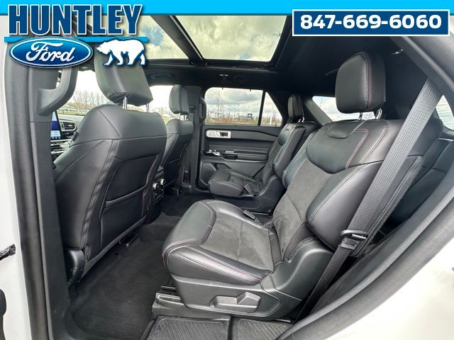 2023 Ford Explorer ST SUV