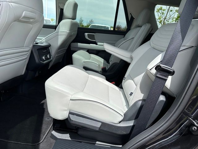 2025 Ford Expedition Platinum SUV