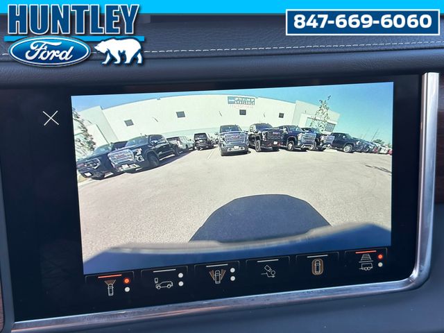 2023 GMC Yukon Denali Ultimate SUV