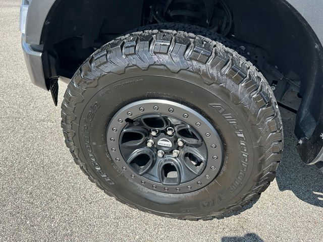 2023 Ford F-150 Raptor Truck SuperCrew Cab