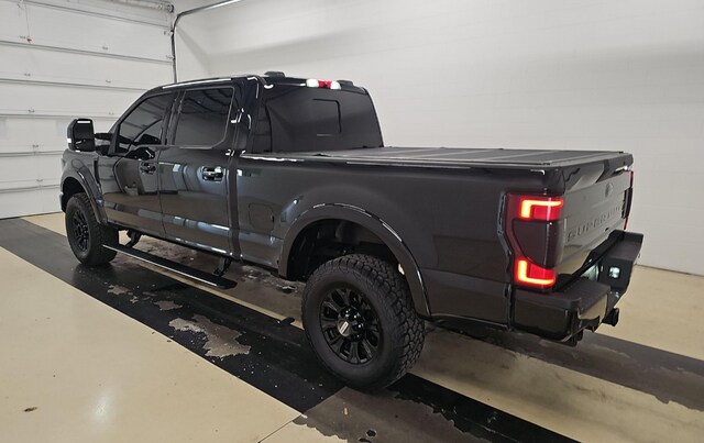 2022 Ford F-250 Lariat Truck Crew Cab