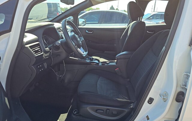 2025 Nissan LEAF SV Plus Hatchback