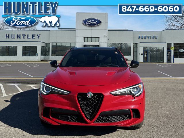 2022 Alfa Romeo Stelvio Quadrifoglio SUV