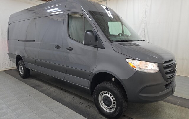 2024 Mercedes-Benz Sprinter 2500 Cargo 170 WB Van