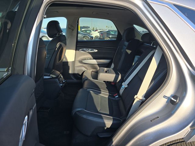 2024 Genesis Electrified GV70 Advanced SUV