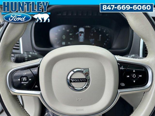 2020 Volvo XC90 T6 Momentum SUV