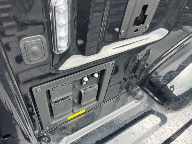 2024 Ford F-150 Lightning Platinum Truck SuperCrew Cab