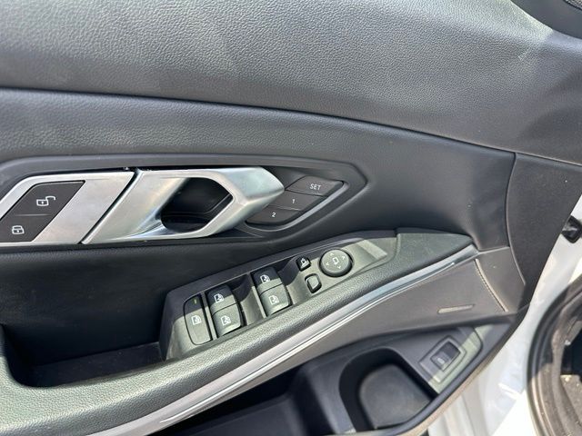 2023 BMW 330i 330i xDrive Sedan