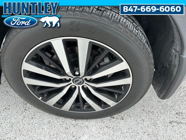 2024 Nissan Pathfinder Platinum SUV