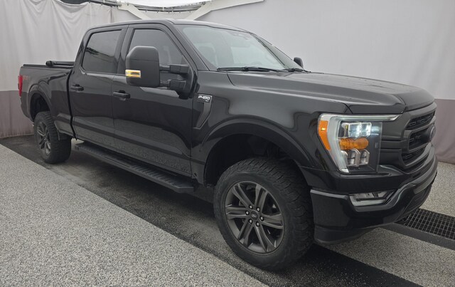2022 Ford F-150 XLT Truck SuperCrew Cab