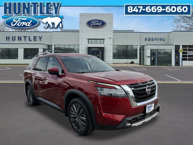 2023 Nissan Pathfinder SL SUV