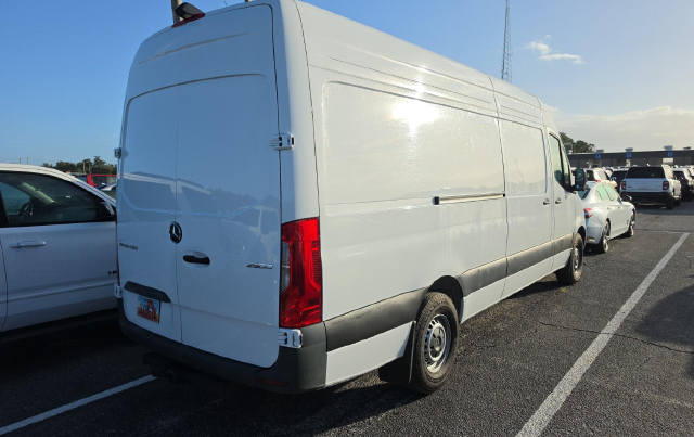 2025 Mercedes-Benz Sprinter 2500 Cargo 170 WB Van Cargo Van