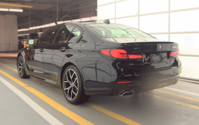 2023 BMW 5 Series 530i xDrive Sedan