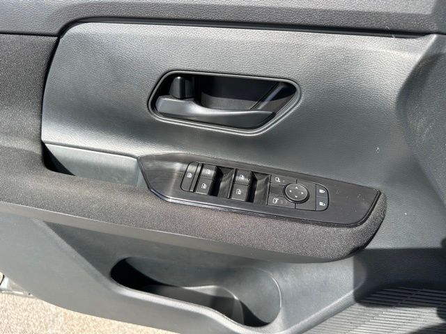 2025 Nissan Kicks S SUV