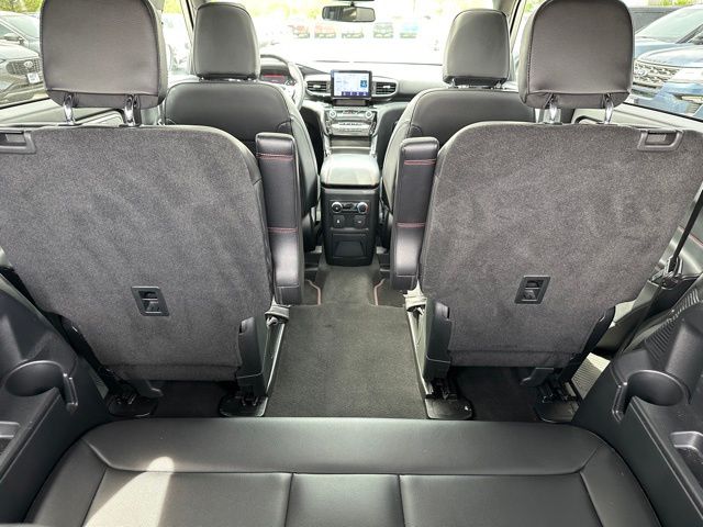 2023 Ford Explorer ST-Line SUV