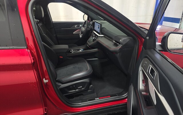 2025 Ford Explorer ST SUV