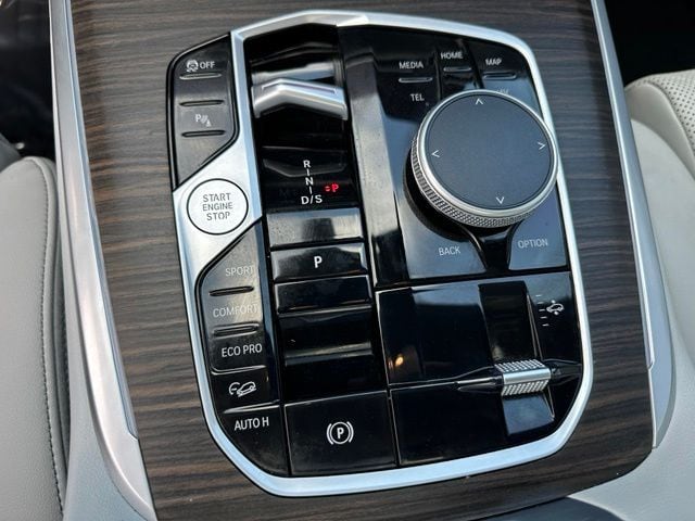 2024 BMW X7 xDrive40i SUV