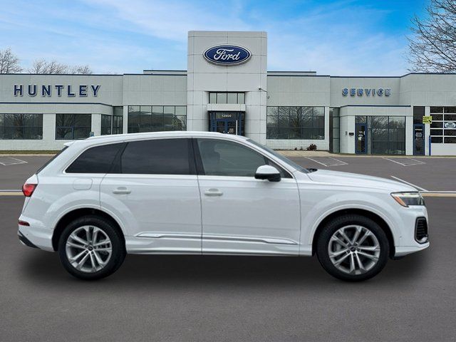2025 Audi Q7 55 Premium Plus SUV