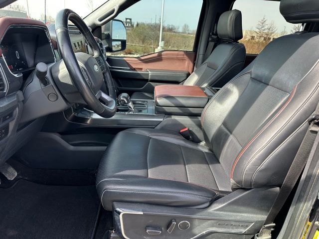 2022 Ford F-150 Lariat Truck SuperCrew Cab