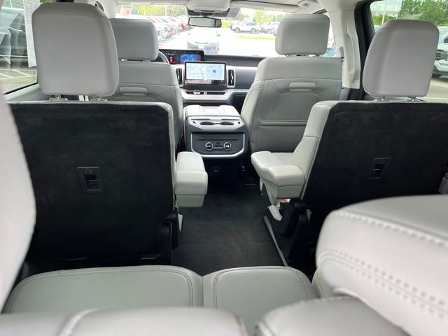 2025 Ford Expedition Active SUV