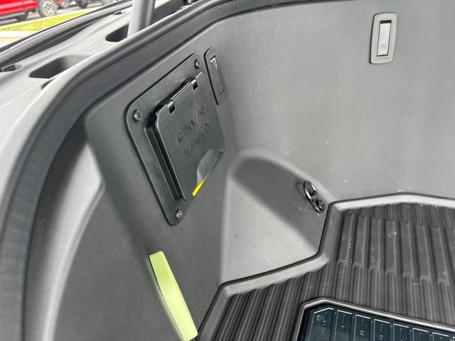 2024 Ford F-150 Lightning Platinum Truck SuperCrew Cab
