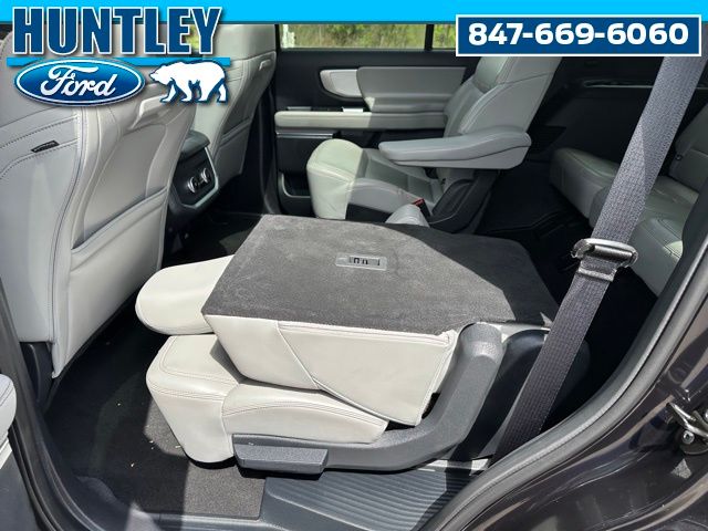 2025 Ford Expedition Active SUV