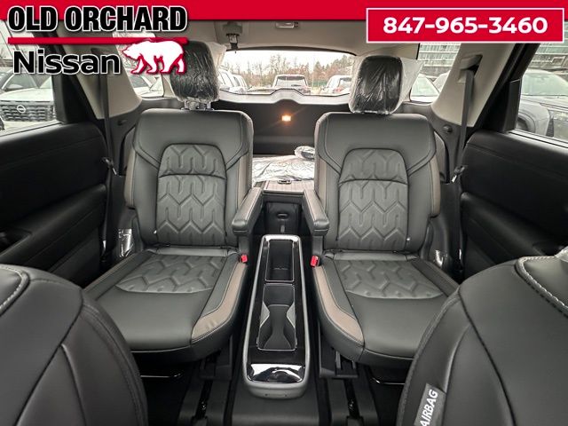 2026 Nissan Pathfinder Platinum SUV