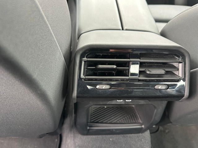 2025 BMW 530i 530i xDrive Sedan