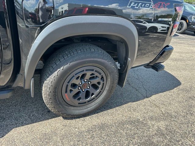 2025 Nissan Frontier PRO-4X Truck Crew Cab