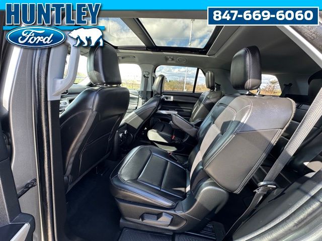 2023 Ford Explorer XLT SUV