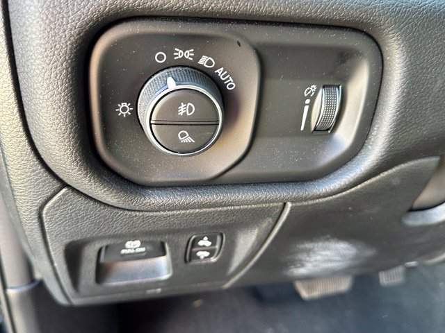 2023 Ram 1500 Big Horn/Lone Star Truck Crew Cab