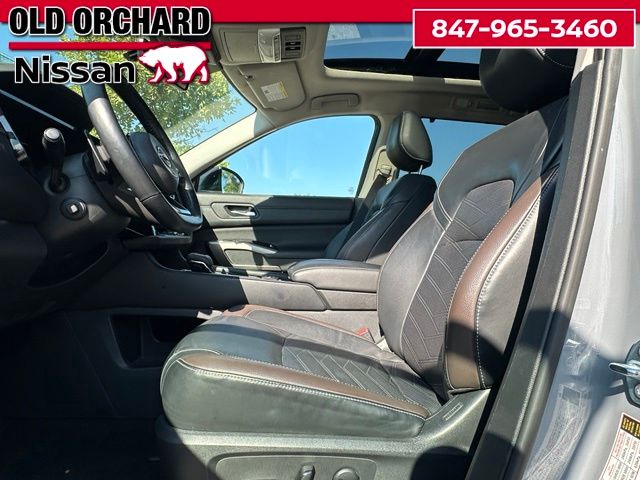 2023 Nissan Pathfinder Platinum SUV