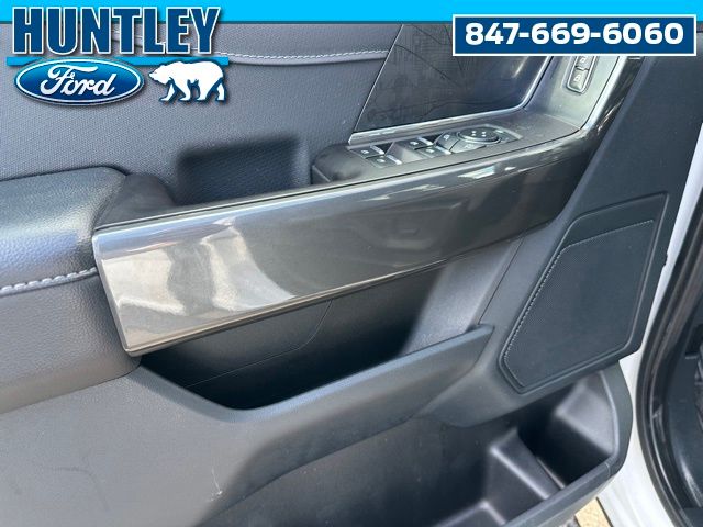 2023 Ford F-150 XLT Truck SuperCrew Cab