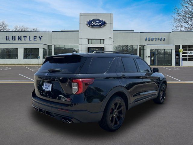 2023 Ford Explorer ST SUV