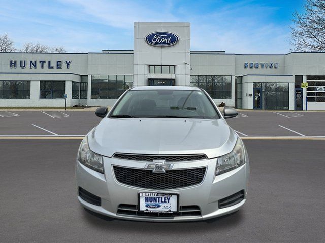 2014 Chevrolet Cruze LS Sedan